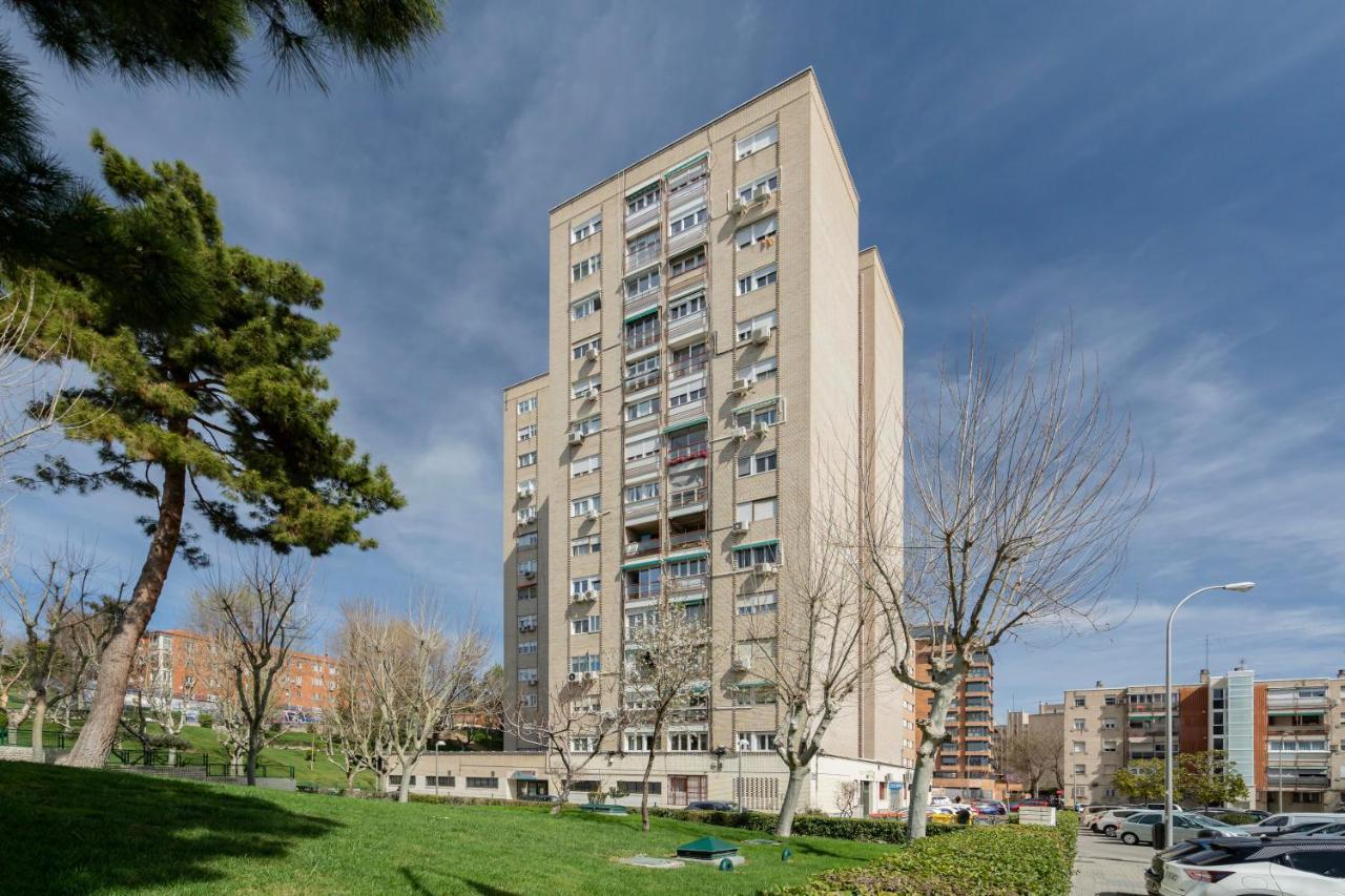 For You Rentals Moderno Apartamento Temporal Cerca Zoo Y Del Parque De Atracciones Ceb76 Madrid Exterior photo
